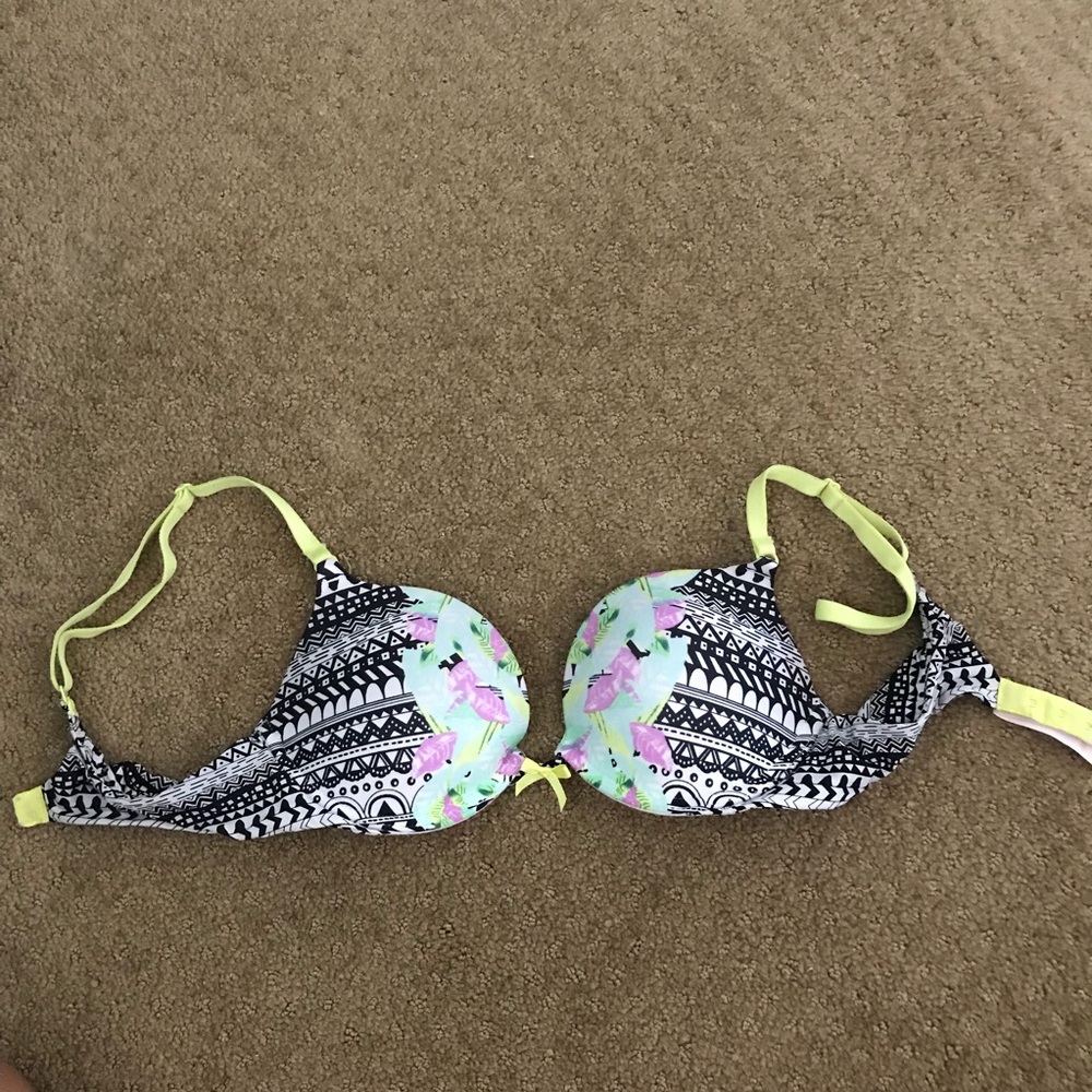 Victoria secret push up bra